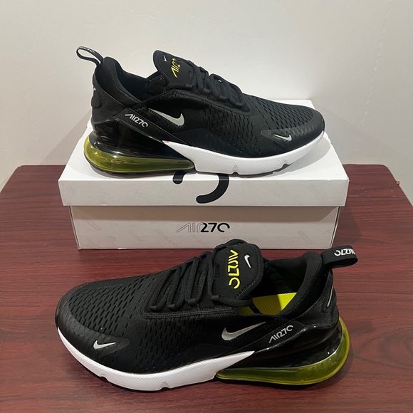 Nike, Air Max 270, FN8006 001, Black, White & Green - Picture 3 of 13